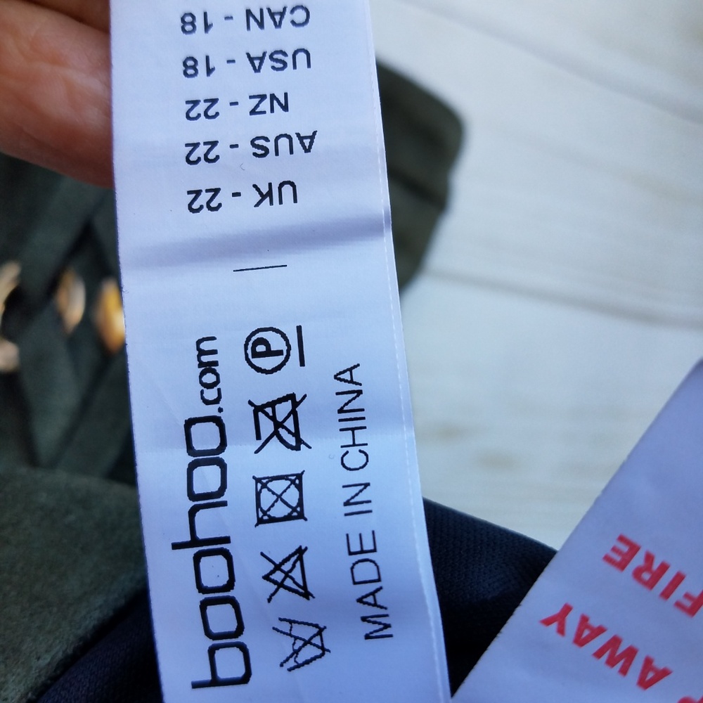 SALE 3/$20 NEW Boohoo mini skirt 18 - Picture 5 of 6